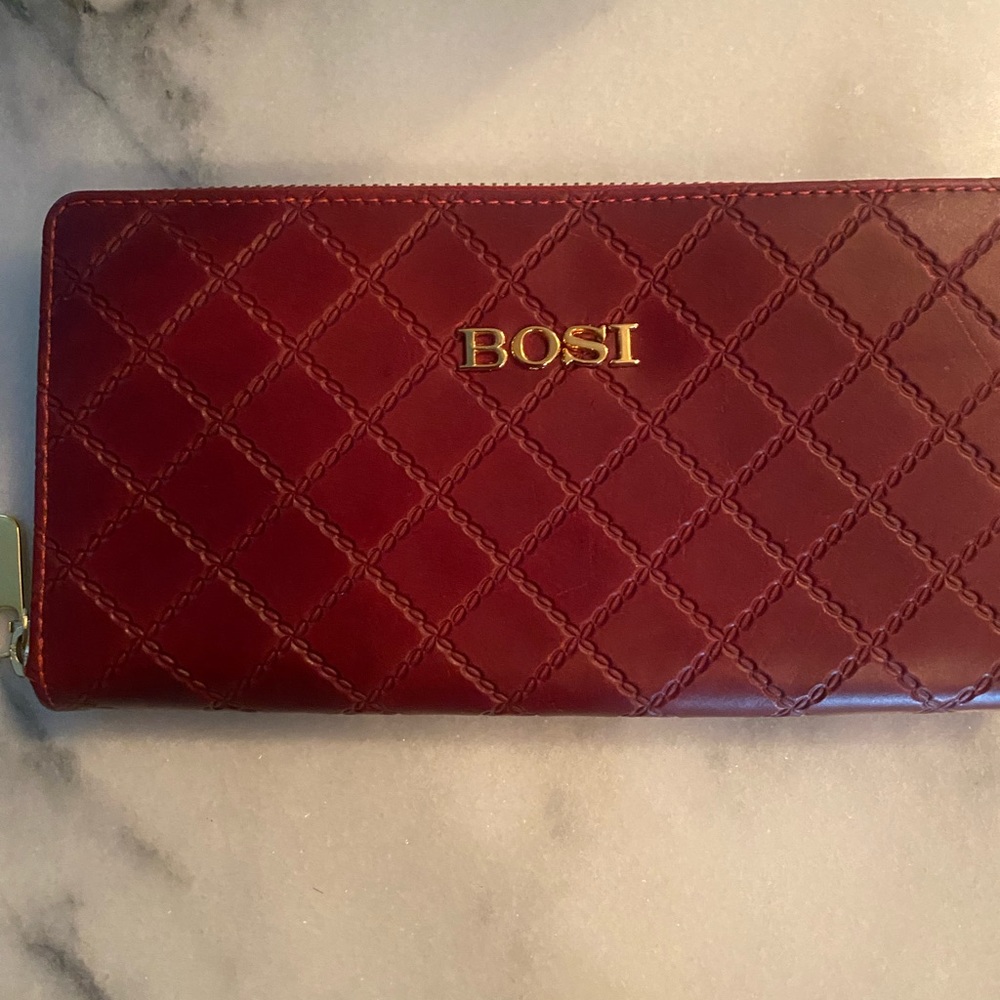 Bosi clutch wallet